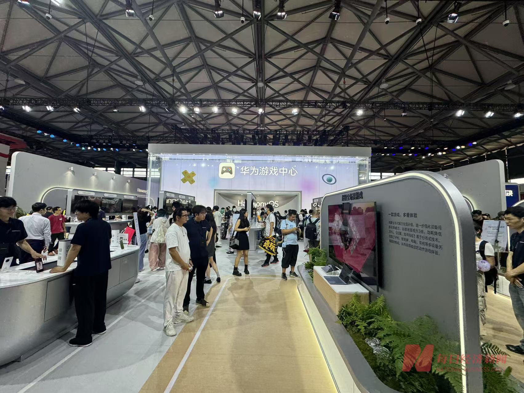 鸿蒙游戏生态加速崛起：牵手腾讯等大厂，小游戏成产业